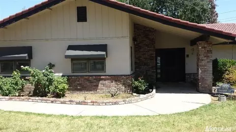 592 Greenview Pl, Manteca, CA 95337 photo 6
