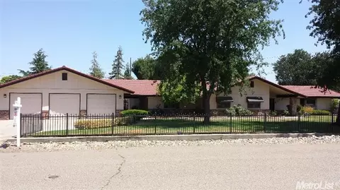 592 Greenview Pl, Manteca, CA 95337 photo 1
