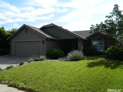 1818 Robin Ln, Lodi, CA 95240 photo 1
