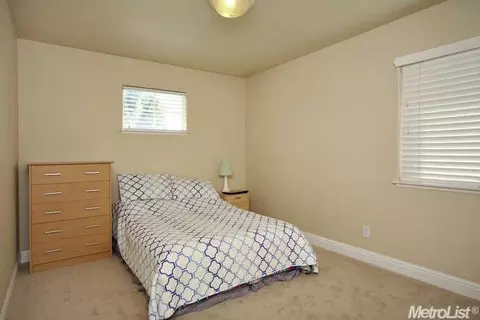 2715 Duchamp St, Davis, CA 95618 photo 16