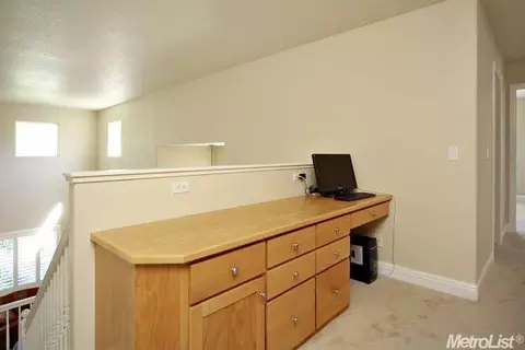 2715 Duchamp St, Davis, CA 95618 photo 7