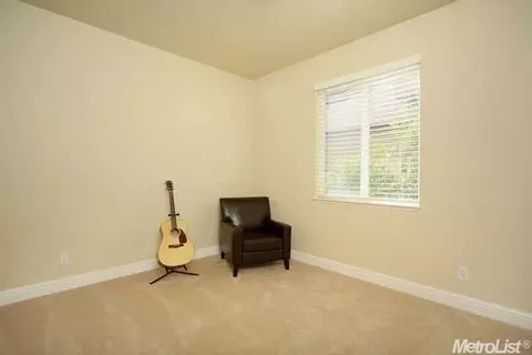 2715 Duchamp St, Davis, CA 95618 photo 24