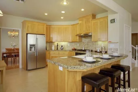 2715 Duchamp St, Davis, CA 95618 photo 11