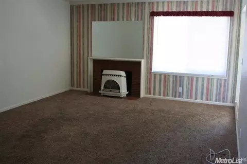 6425 Rexford Way, Carmichael, CA 95608 photo 3