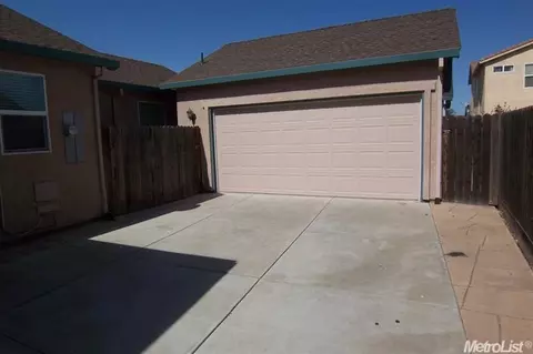 1241 Syracuse Ln, Manteca, CA 95336 photo 18