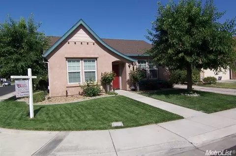 1241 Syracuse Ln, Manteca, CA 95336 photo 1