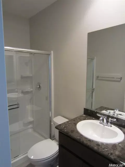 124 Fleurette Ln, Lathrop, CA 95330 photo 10