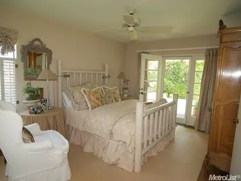 816 Carmel Dr, Modesto, CA 95354 photo 13