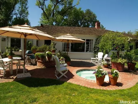 816 Carmel Dr, Modesto, CA 95354 photo 21