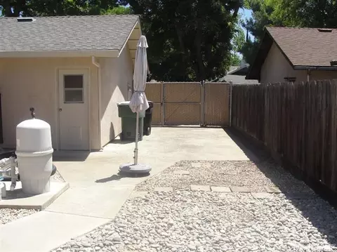 2825 Malaga Way, Modesto, CA 95355 photo 24