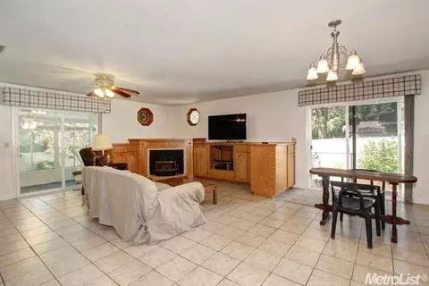 6644 Sutter Ave, Carmichael, CA 95608 photo 5