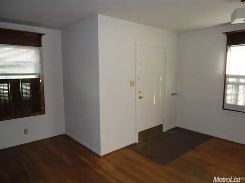 2211 P St, Merced, CA 95340 photo 3