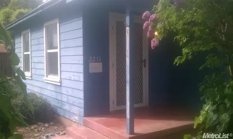 2211 P St, Merced, CA 95340 photo 2