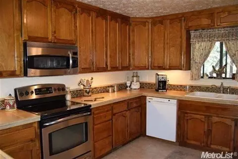 1321 Aaron Cool Dr, Cool, CA 95614 photo 5