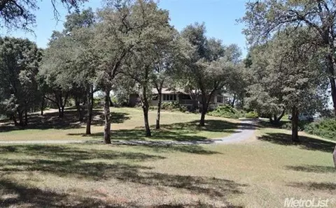 1321 Aaron Cool Dr, Cool, CA 95614 photo 2