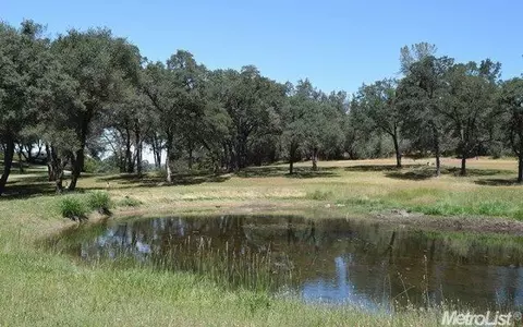 1321 Aaron Cool Dr, Cool, CA 95614 photo 4