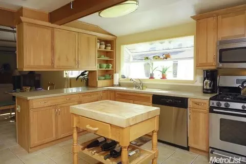613 12th St, Davis, CA 95616 photo 10