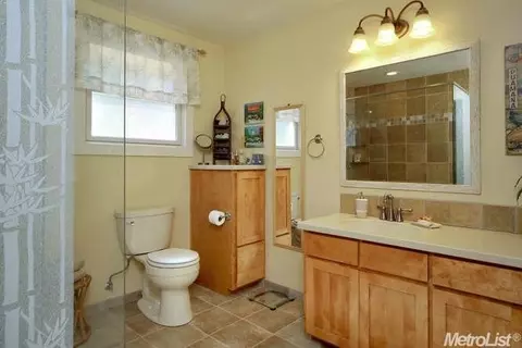 613 12th St, Davis, CA 95616 photo 17