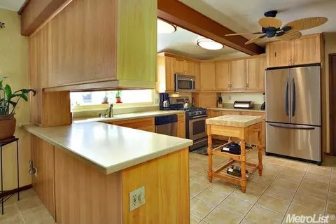 613 12th St, Davis, CA 95616 photo 9