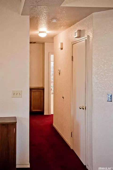 1300 Levi Dr, Modesto, CA 95351 photo 11