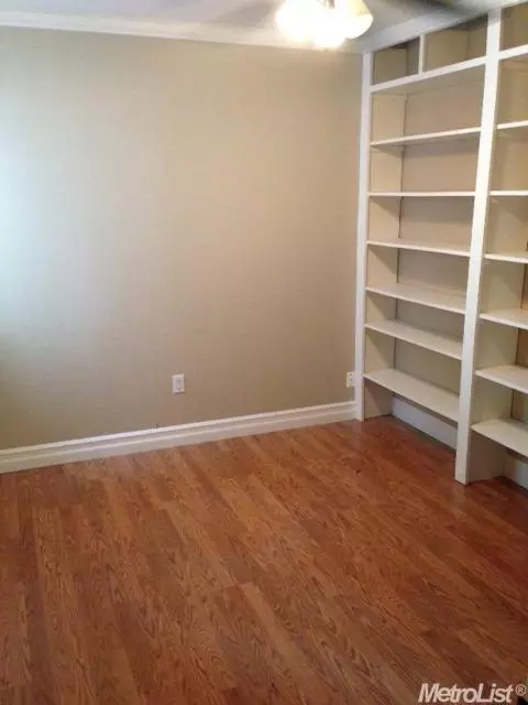 2017 Oldham Pl, Manteca, CA 95336 photo 4
