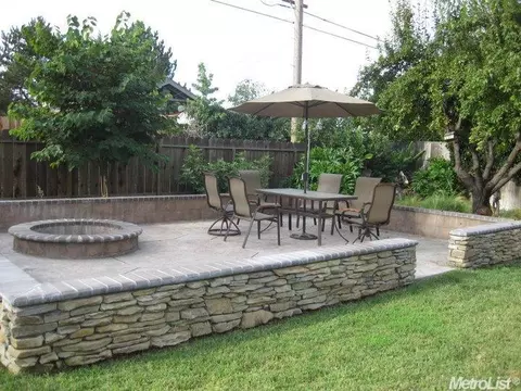 2945 Parkview Dr, Modesto, CA 95355 photo 7