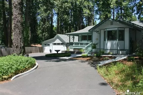 6241 Pine St, Pollock Pines, CA 95726 photo 1