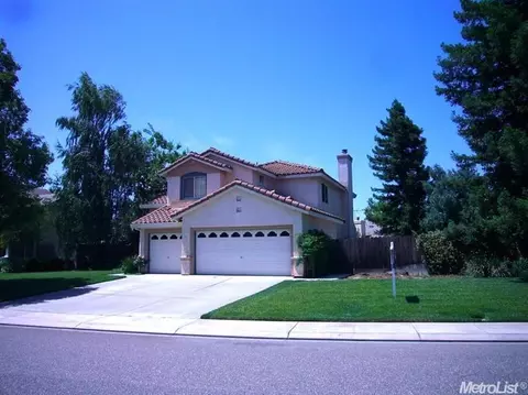 849 Zumstein Dr, Ripon, CA 95366 photo 3