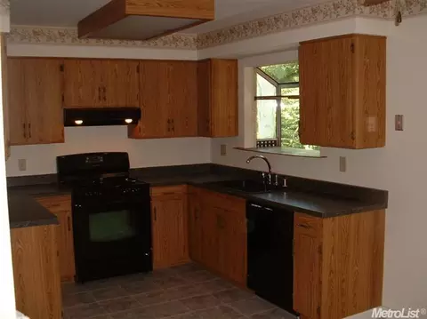 6425 Madison Ave, Carmichael, CA 95608 photo 3