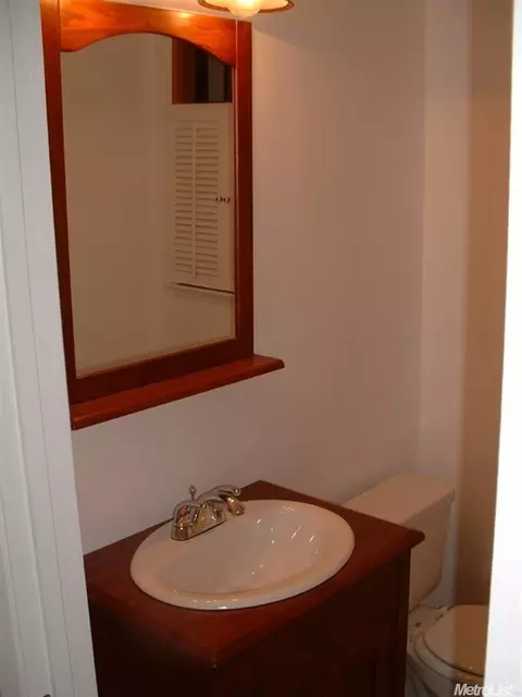 6425 Madison Ave, Carmichael, CA 95608 photo 8