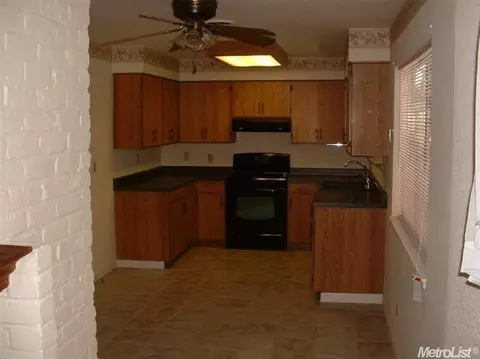 6425 Madison Ave, Carmichael, CA 95608 photo 4