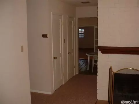 6425 Madison Ave, Carmichael, CA 95608 photo 6