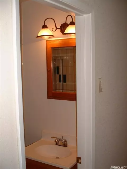 6425 Madison Ave, Carmichael, CA 95608 photo 16