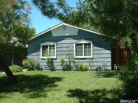 6425 Madison Ave, Carmichael, CA 95608 photo 2