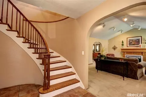 4960 Puma Way, Carmichael, CA 95608 photo 2
