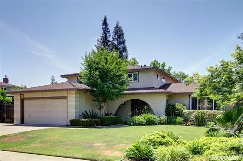 4960 Puma Way, Carmichael, CA 95608 photo 1