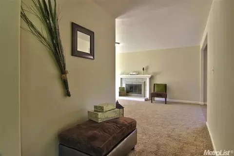 5427 Blueridge Ct, Orangevale, CA 95662 photo 2