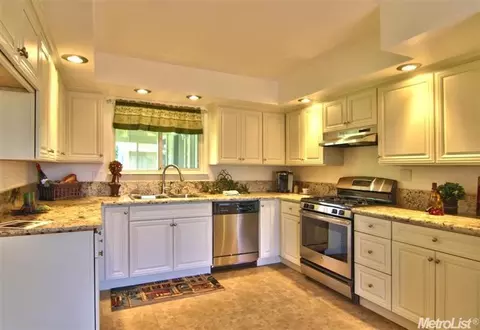5427 Blueridge Ct, Orangevale, CA 95662 photo 3