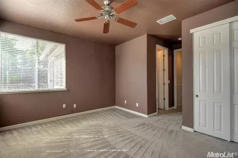 90 Diggins Dr, Folsom, CA 95630 photo 12