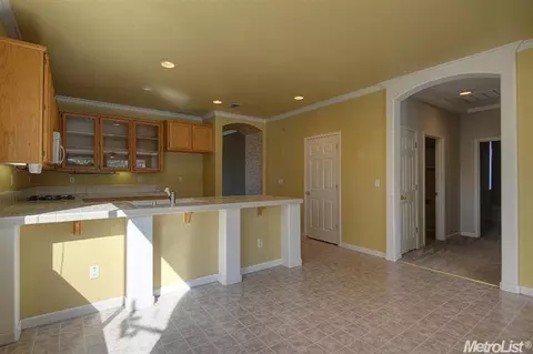 90 Diggins Dr, Folsom, CA 95630 photo 7
