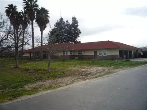 5779 Dale, Modesto, CA 95356 photo 2