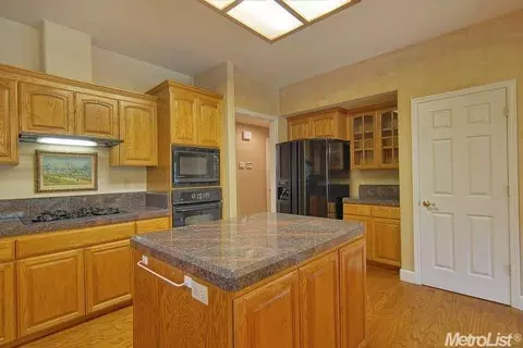 2142 Dinosaur Pl, Davis, CA 95616 photo 5