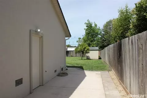 3819 Horton Ln, Carmichael, CA 95608 photo 5