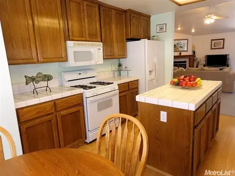 2837 Abel Ct, Modesto, CA 95358 photo 9