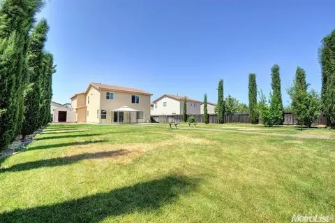 10941 Wethersfield Dr, Mather, CA 95655 photo 2