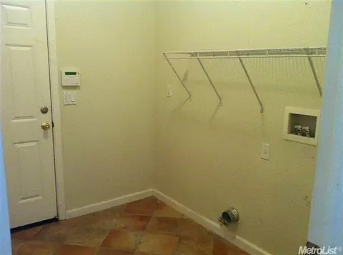 1579 Whispering Wind Dr, Tracy, CA 95377 photo 9