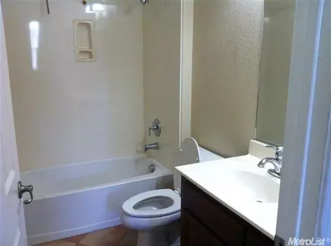 1579 Whispering Wind Dr, Tracy, CA 95377 photo 12