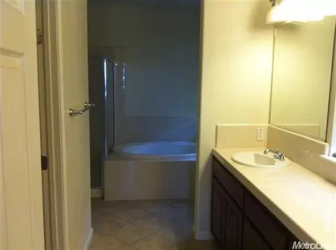 1579 Whispering Wind Dr, Tracy, CA 95377 photo 15