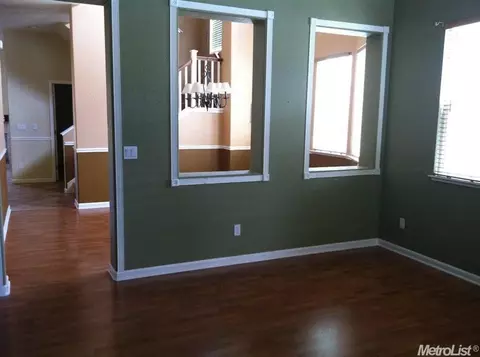 1579 Whispering Wind Dr, Tracy, CA 95377 photo 3