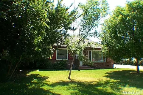 428 E St, Modesto, CA 95357 photo 1